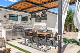 Casa Mariposa | Heated Pool, Spa, Golf, EV + Views - Image 4