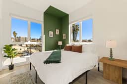 Chic and Cozy 1BD Unit in K-Town - Free Parking - Image 2