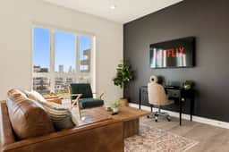 Chic and Cozy 1BD Unit in K-Town - Free Parking - Image 4