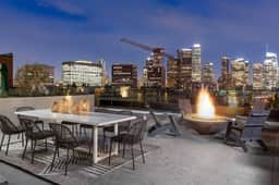Chic Studio - Walk to DTLA W/Skyline Views-Gym+W/D - Image 3