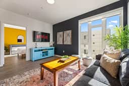 K-Town 2BD Modern Escape | Hot tub, Gym & Parking - Image 5
