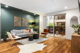 Modern Home in K Town-Mins to DTLA & Hollywood - Image 5
