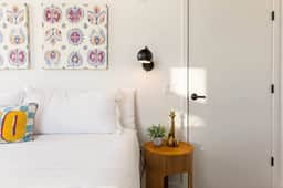 Private Apt Home W/ DTLA Views | 1Mi to Dodger Std - Image 4