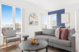 Spacious 1-BD with Stunning City Views in DTLA - Image 2