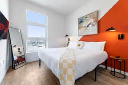 The Haven Homes-1Mi to DTLA & Dodger-Free Parking - Image 3