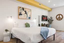 The Haven Suites - Free Parking + Top Amenities - Image 2