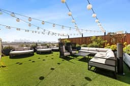 Vibrant Koreatown 2BD Hideaway | Hot tub+Parking - Image 5