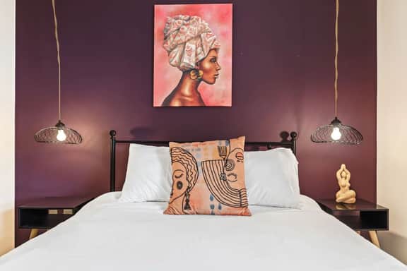 Stylish Stay in the Heart of OC - Mins to Irvine - Image 4