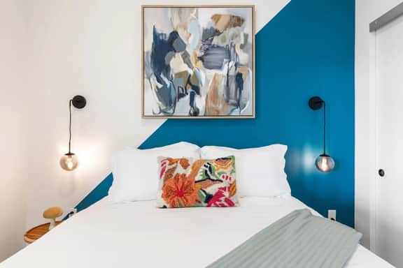 The Haven Lofts | Light-Filled Home W/DTLA views - Image 4