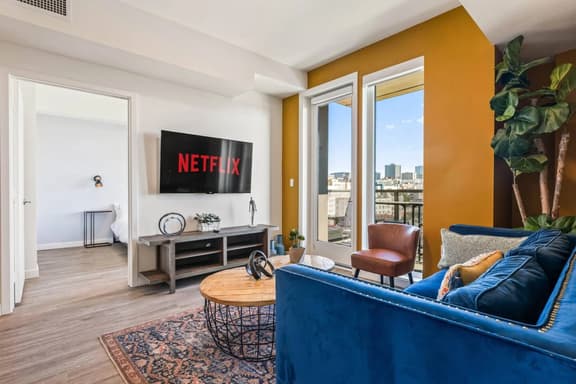 Bright & Modern 2BD Home in K-Town + Gym & Hot-Tub - Image 1
