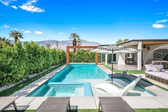Casa Mariposa | Heated Pool, Spa, Golf, EV + Views - Image 1