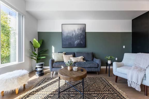 Light-Filled Artsy Stay in Little Tokyo - LA - Image 1